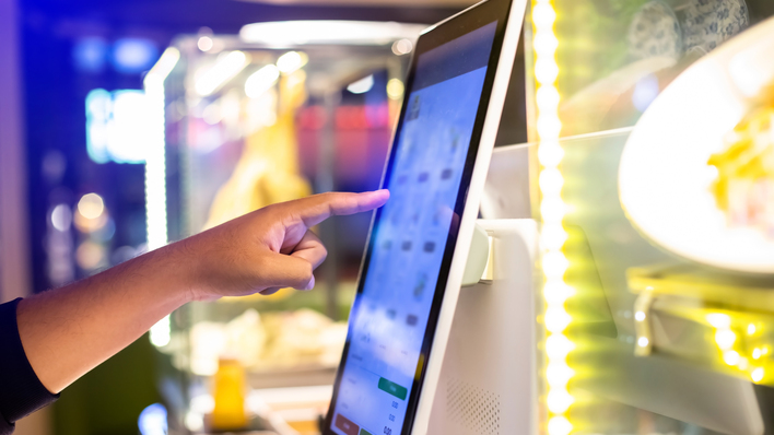 4 Tech Upgrades that can Drive Foodservice Sales