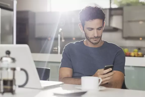 Qu’est-ce que l’authentification à deux facteurs? Et comment contribue-t-elle à sécuriser votre entreprise?