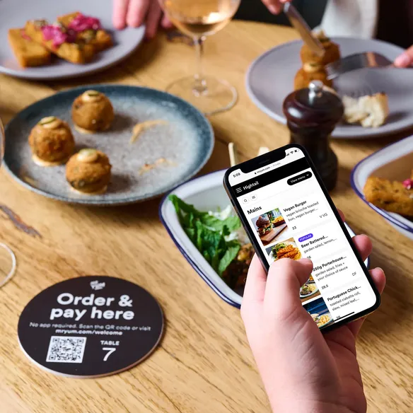 Introducing Square’s New Direct Integration With QR Code Ordering Platform Me&U