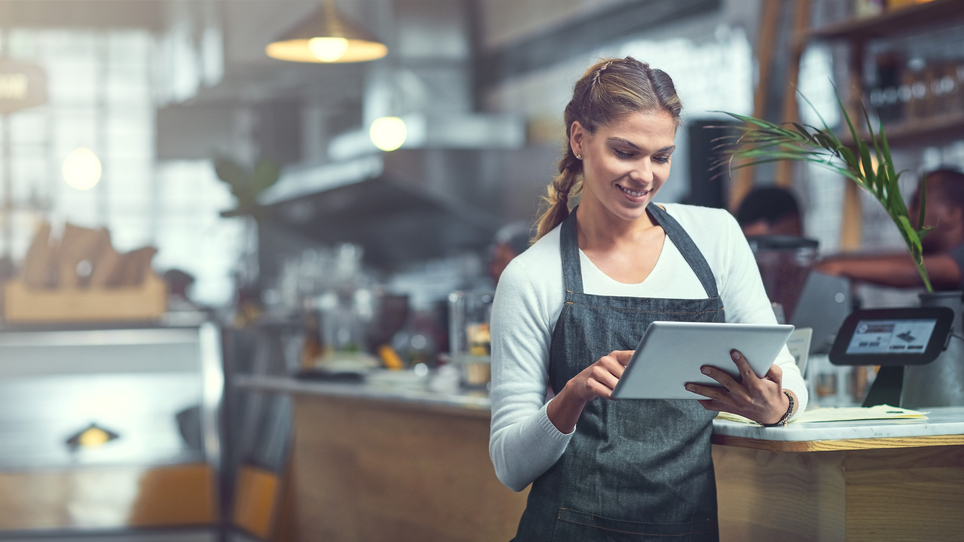 Point of Sale Reimagined: How Technology Helps Retailers Match the Online Experience