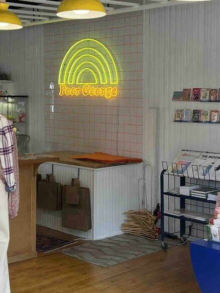 Growing From a Vintage Pop-Up to a Thriving Omnichannel Retail Business With Square