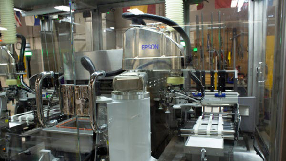 Case Study: Adopting Epson Cleanroom SCARA Robots for Medical Syringe Manufacturing
