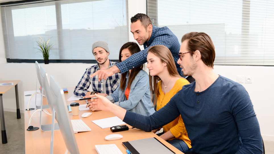 Tech-Savvy Students Drive Higher Ed to Teach in New Ways