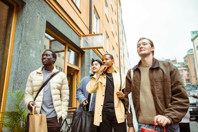 8 Ways To Turn Black Friday Buyers Into Repeat Shoppers