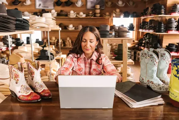 How to Prepare Your Small Online Business for the Boxing Day Sales