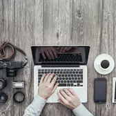 Comment prendre et obtenir des photos pour votre site web et les réseaux sociaux