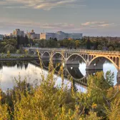 Augmentation du salaire minimum en Saskatchewan: tout ce que vous devez savoir