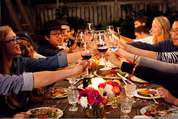 Tight Budget? How to Have Fun Company Holiday Party Without Dropping a Ton of Dough