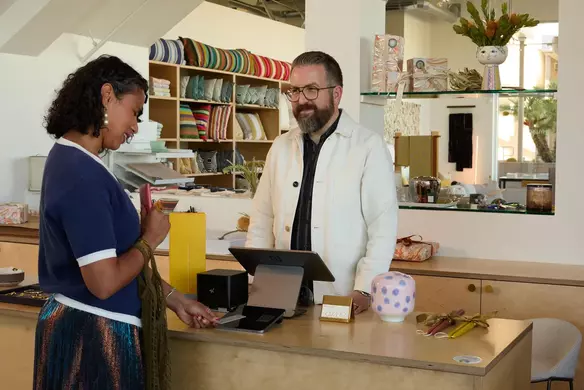 Comment choisir le meilleur système PDV pour détaillants (2025)