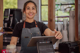 How Baker St Cafe Keeps 1 in 7 Locals Ordering Direct With Neighborhoods on Cash App