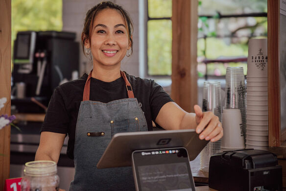 How Baker St Cafe Keeps 1 in 7 Locals Ordering Direct With Neighborhoods on Cash App