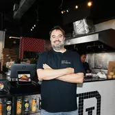 How Downlow Chicken Shack Streamlines Operations Using Square KDS