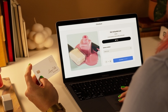 Get Instant Access to Your Money From Sales With Square Card