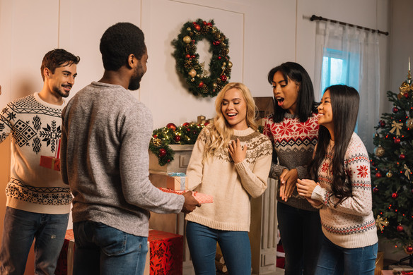 6 Strategies for Creating Brand FOMO During the Holidays