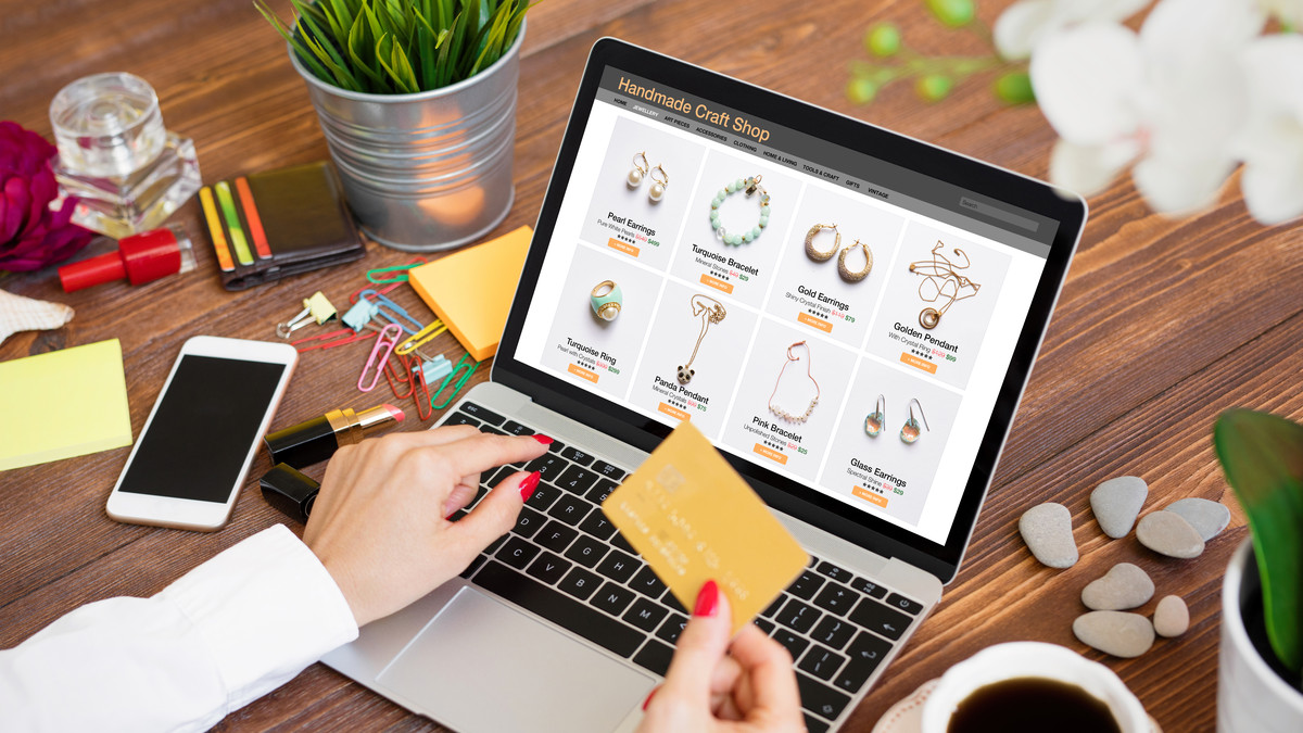 Want to Start Your Own eCommerce Store This July? Read This First