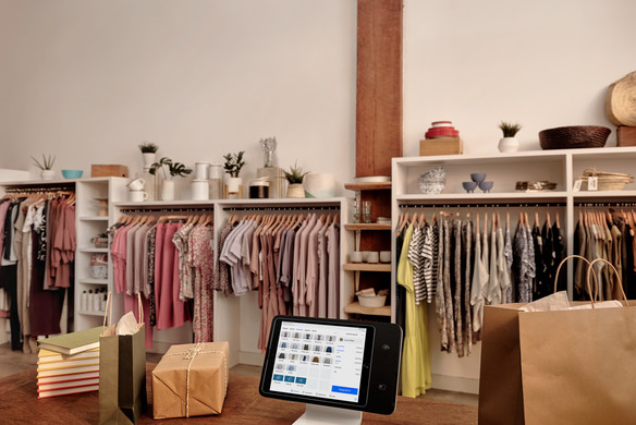 What to Consider When Pricing Online vs. In-store