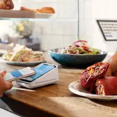 Présentation du Square Terminal, un appareil tout-en-un combinant cartes de crédit et de débit