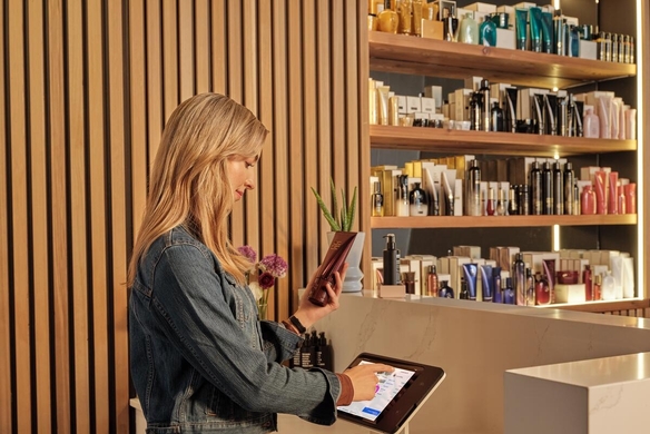 How to Upsell Premium Products to Clients