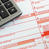 What’s the Difference Between W-2 Employees and 1099 Contractors?