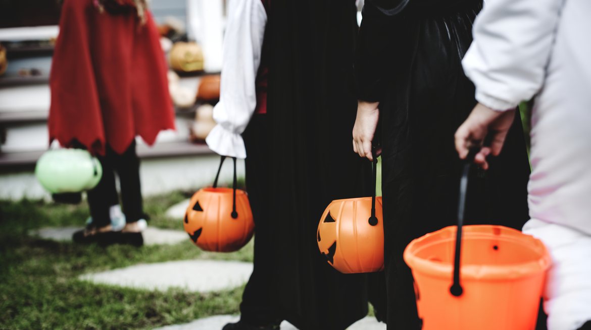 Editor's Pick Our Favorite Halloween Movies DIRECTV Insider